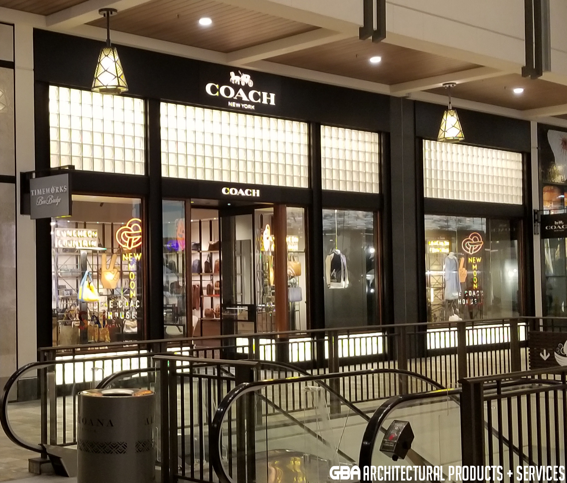 coach store moa